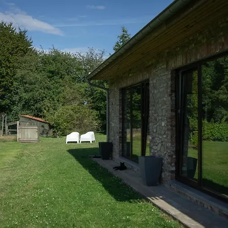 Au Petit Canteleu - 3* Basecles